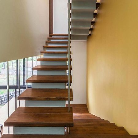 Villa Foresta By Stayvista With Modern Decor, Swimming Pool & Expansive Lawn For A Perfect Escape Лонавала Экстерьер фото