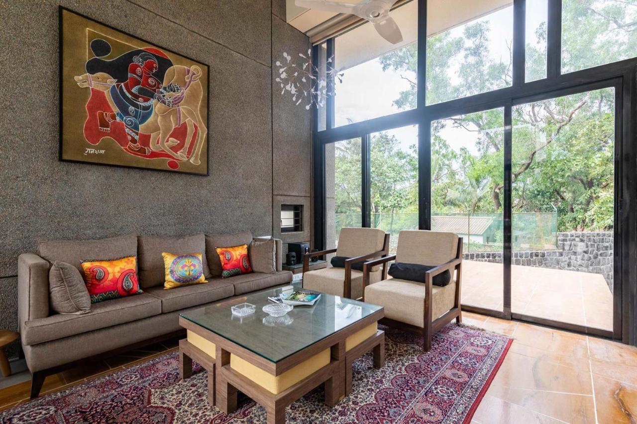 Villa Foresta By Stayvista With Modern Decor, Swimming Pool & Expansive Lawn For A Perfect Escape Лонавала Экстерьер фото
